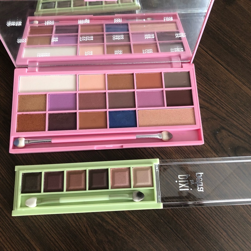 Two gently used Eyeshadow Palettes.